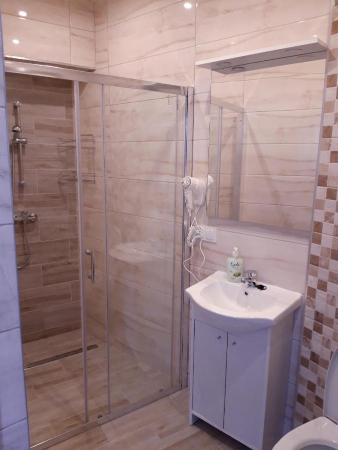 Apartamenty Polna Ostrowiec Świętokrzyski Exteriör bild