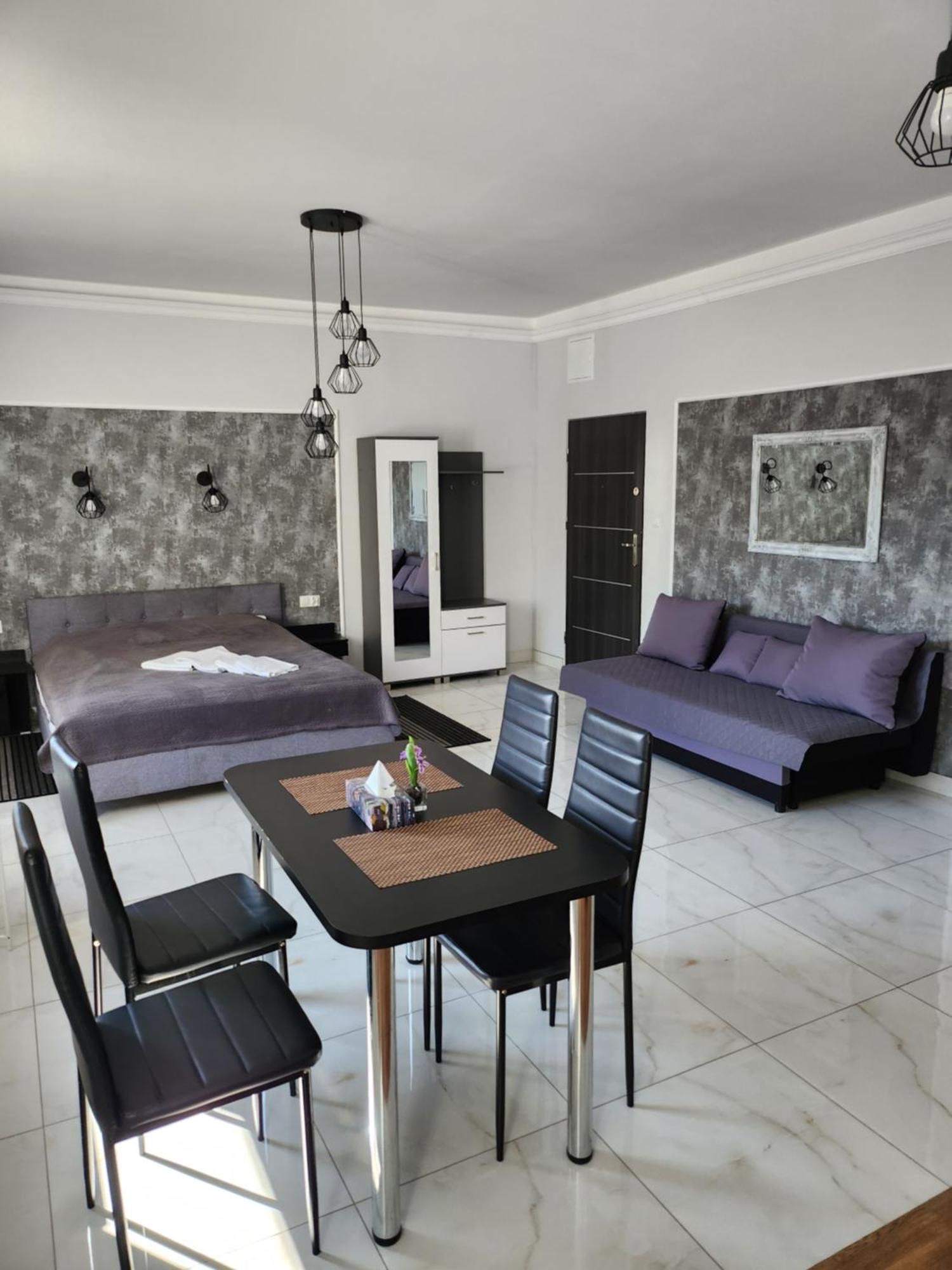 Apartamenty Polna Ostrowiec Świętokrzyski Exteriör bild
